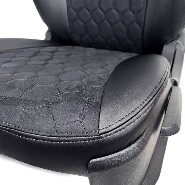 Чехлы Алькантара на Renault Arkana Чехлы Алькантара на Renault Arkana